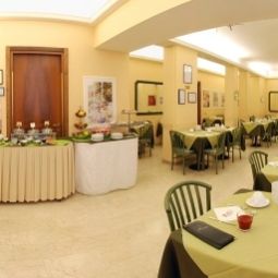 Interior view Carlton Fotos