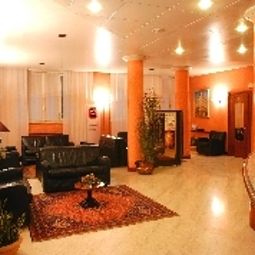 Empfang Astoria Residence P.I.U. HOTELS srl Fotos