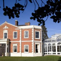 DoubleTree by Hilton Hotel  Spa Chester Честер Hoole