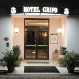 Widok zewnętrzny Amg Hotel Grifo Fotos
