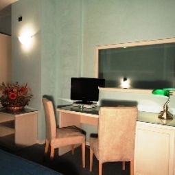  Amg Hotel Grifo Fotos
