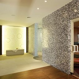Wellness/fitness area NH Stuttgart Airport Fotos