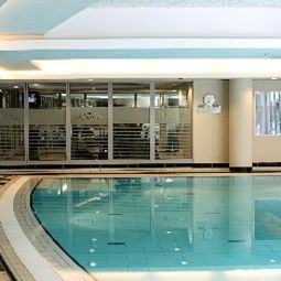 Piscina Dorint Fotos