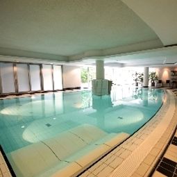 Piscina Dorint Fotos