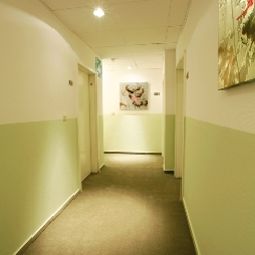 Hall City Gate by Centro Comfort Fotos