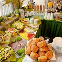 Buffet City Gate by Centro Comfort Fotos