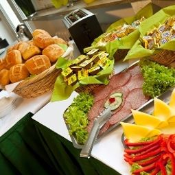 Buffet City Gate by Centro Comfort Fotos