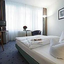 Номер Artes Businesshotel Fotos