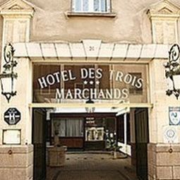 Фасад Les Trois Marchands Fotos