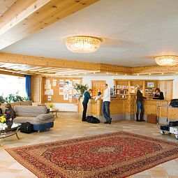Холл Silvretta Parkhotel Fotos