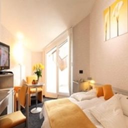 Zimmer mit Terrasse Krone Fotos