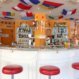 Bar City Oberland Swiss Quality Fotos