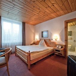 Room Waldhotel National Superior Fotos