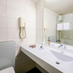 Hotelfotos ibis Zurich Adliswil