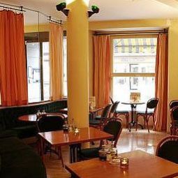 Breakfast room within restaurant Best Western Krone Fotos