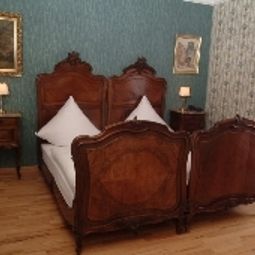 Zimmer Mannebacher Landhotel Fotos