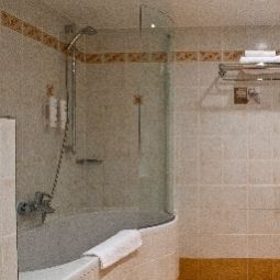 Camera da bagno Mamaison Imperial Business & Conference Fotos