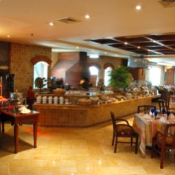 Restaurant Grand Tikal Futura Hotel Fotos