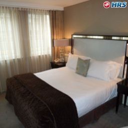 Номер The Bristol Hotel Fotos