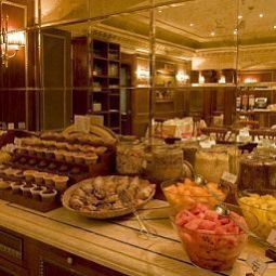Buffet River Palace Hotel Fotos