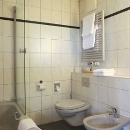  Astenblick mit feiner Küche Fotos
