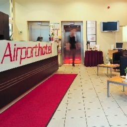 Hall Airporthotel Berlin Adlershof Fotos