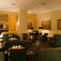 Hall Starhotels Michelangelo Fotos