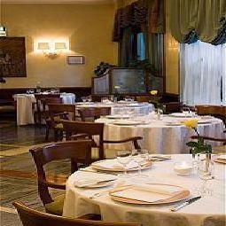 Restaurant Starhotels Michelangelo Fotos