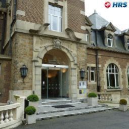 Фасад Chateau de Namur Fotos