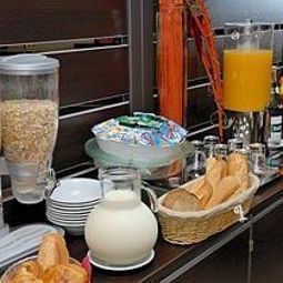Buffet Comte de Nice Fotos