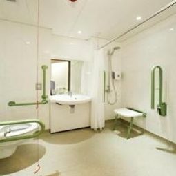 Salle de bains ibis Birmingham Airport Fotos