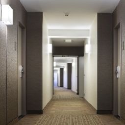 Vista interior Courtyard by Marriott Maschsee Fotos