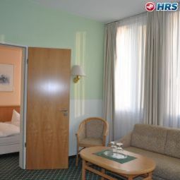 Zimmer Kubrat Helle Mitte Fotos