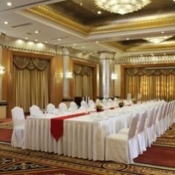 Sala de banquetes Crowne Plaza QINGDAO Fotos