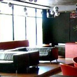 Bar Good Night Inn Fotos