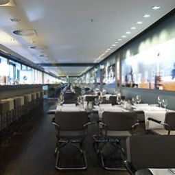 Sala de desayuno en el restaurante Sofitel Hamburg Alter Wall Fotos