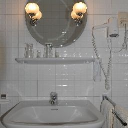 Camera da bagno Marias Inn Garni Fotos