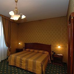 Номер Grand Hotel Plaza Fotos
