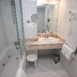 Badezimmer Best Western Alfonso XIII. Fotos