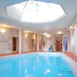 Pool Chateau de Limelette Fotos