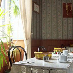 Salle du petit-déjeuner Fiori Fotos