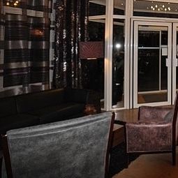 Hall Le Longchamp Best Western Fotos