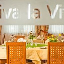 Frühstücksraum im Restaurant laVital Sport- und Wellnesshotel Fotos