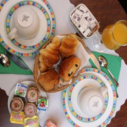 Sala de desayuno Longchamp Elysees Fotos