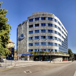Campus Aparthotel Oviedo 