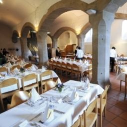 Salle du petit-déjeuner située dans le restaurant Kloster Kappel Seminarhotel und Bildungshaus Fotos