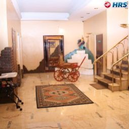 Hall Grand Ons Fotos
