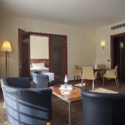 Suite NH Pontevecchio Fotos