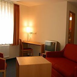 Suite Schönenberg Tagungshaus Fotos