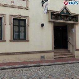 Фасад Stadt Waren Fotos